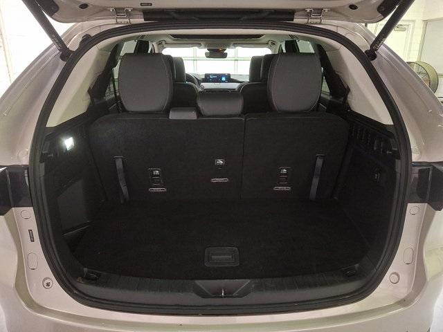 Photo of 2024 Platinum Quartz Mazda CX-90