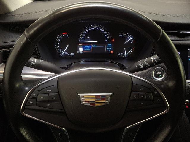Photo of 2019 Manhattan Noir Metallic Cadillac XT5