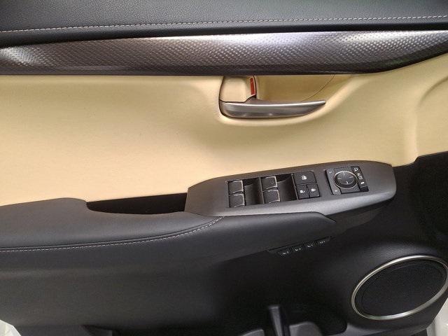 Photo of 2021 Eminent White Pearl Lexus NX 300