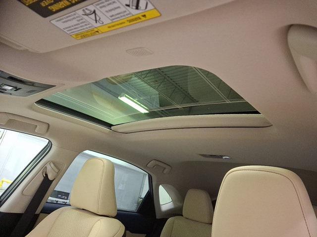 Photo of 2021 Eminent White Pearl Lexus NX 300