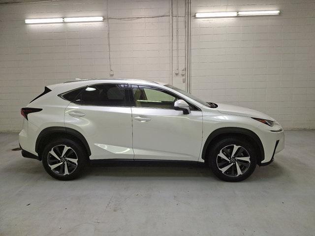 Photo of 2021 Eminent White Pearl Lexus NX 300