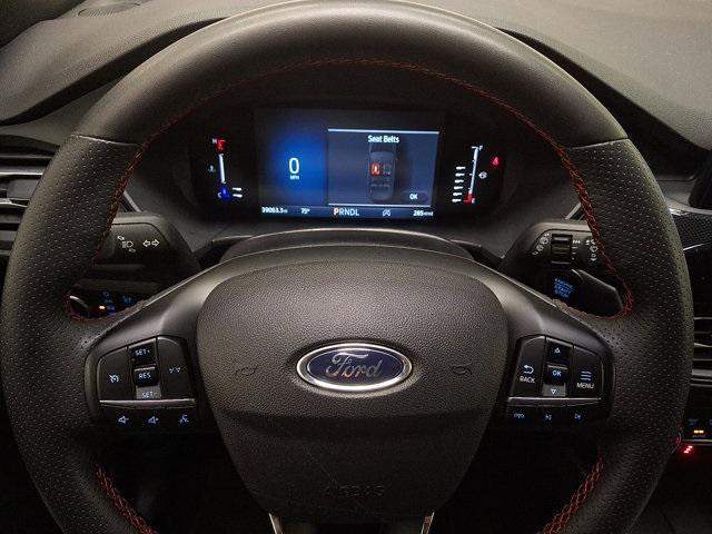 Photo of 2023 Oxford White Ford Escape