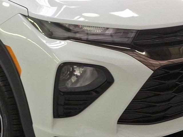 Photo of 2023 Summit White Chevrolet Trailblazer