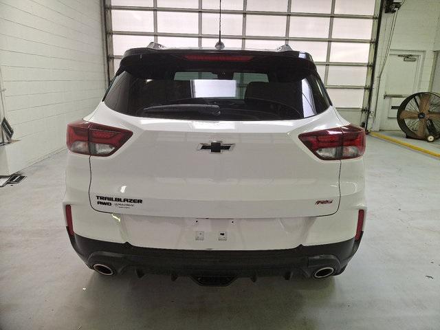 Photo of 2023 Summit White Chevrolet Trailblazer