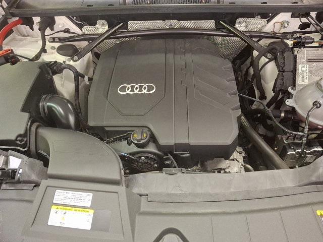 Photo of 2023 Ibis White Audi Q5