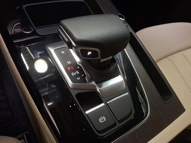 Photo of 2023 Ibis White Audi Q5