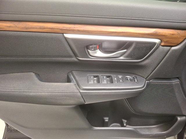 Photo of 2022 Crystal Black Pearl Honda CR-V