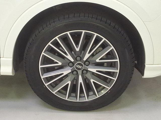 Photo of 2022 Ibis White Audi Q3