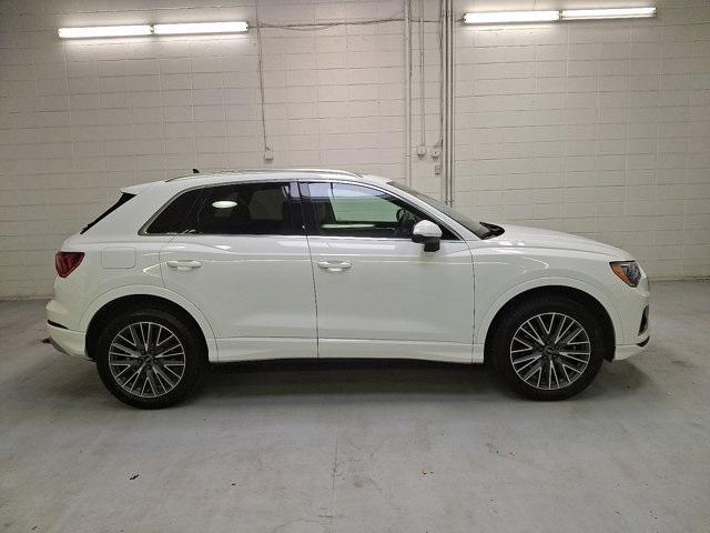 Photo of 2022 Ibis White Audi Q3
