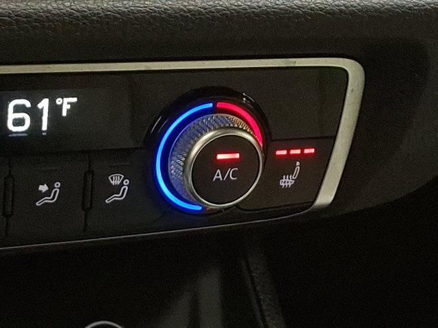 Photo of 2022 Ibis White Audi Q3