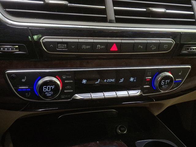 Photo of 2019 Night Black Audi Q7