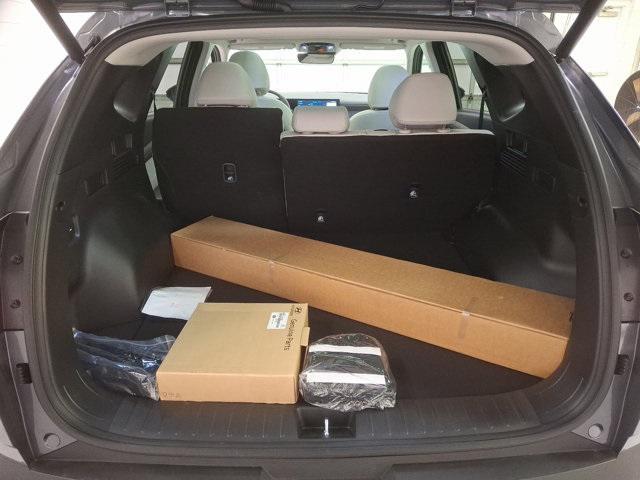 Photo of 2025 Titan Gray Hyundai TUCSON Hybrid