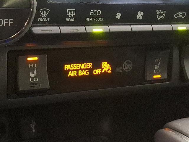 Photo of 2022 Midnight Black Metallic Toyota RAV4