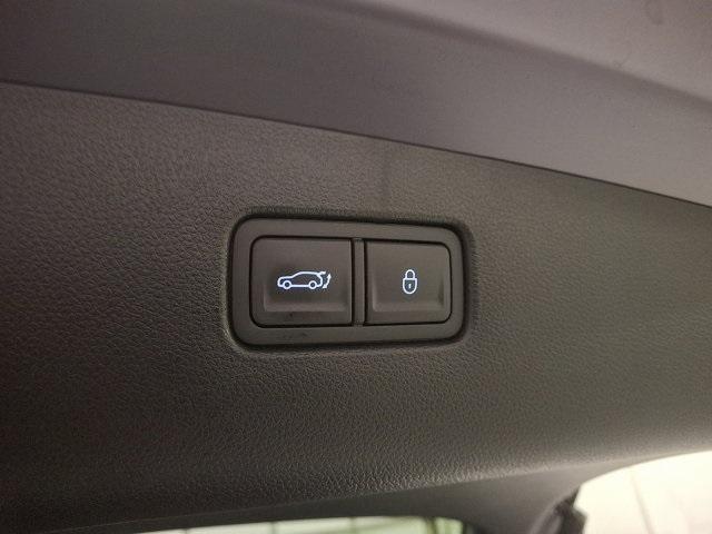 Photo of 2026 Ceres Blue Genesis GV70