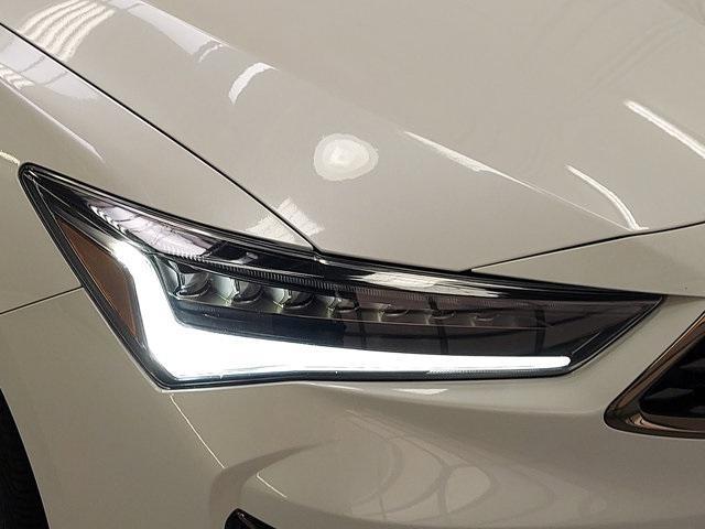 Photo of 2020 White Acura ILX