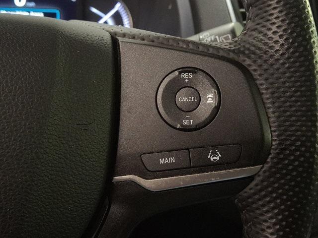 Photo of 2022 White Honda Passport