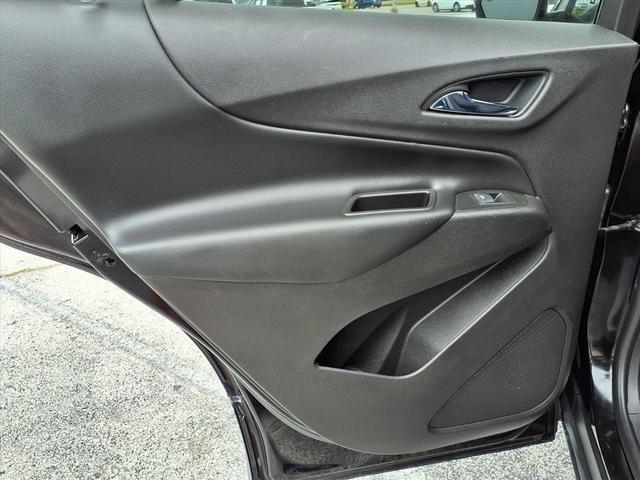 Photo of 2019 Mosaic Black Metallic Chevrolet Equinox