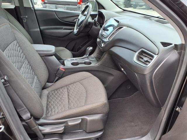 Photo of 2019 Mosaic Black Metallic Chevrolet Equinox