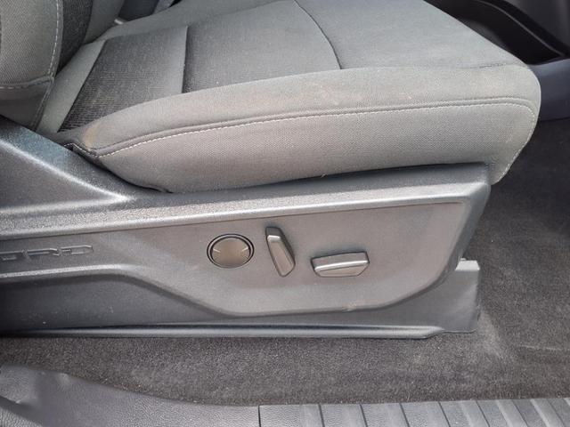 Photo of 2023 Oxford White Ford F-150