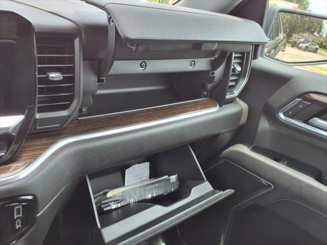 Photo of 2022 Onyx Black GMC Sierra 1500