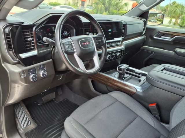 Photo of 2022 Onyx Black GMC Sierra 1500