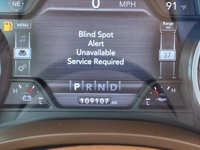 Photo of 2019 Diamond Black Crystal Pearlcoat RAM 1500