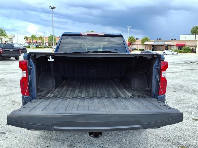Photo of 2022 Blue Chevrolet Silverado 1500