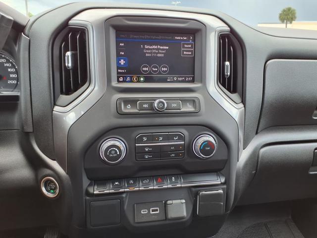 Photo of 2022 Blue Chevrolet Silverado 1500