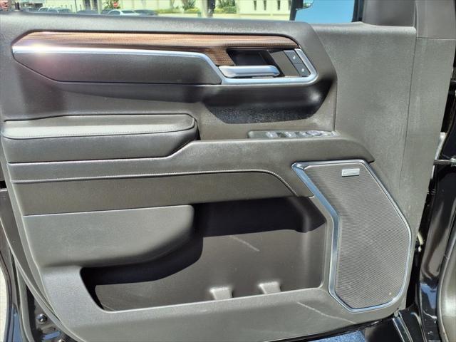 Photo of 2024 Black Chevrolet Silverado 1500