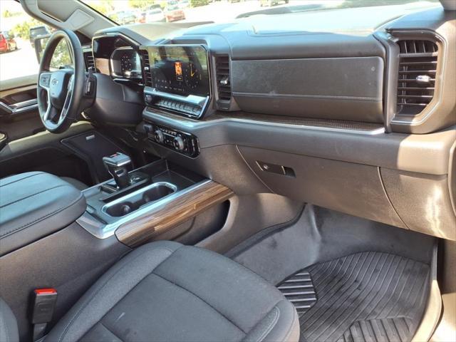 Photo of 2024 Black Chevrolet Silverado 1500