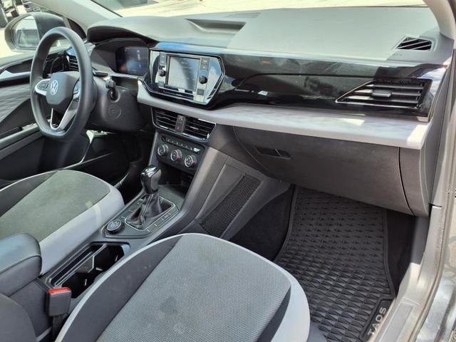 Photo of 2022 Platinum Gray Metallic Volkswagen Taos