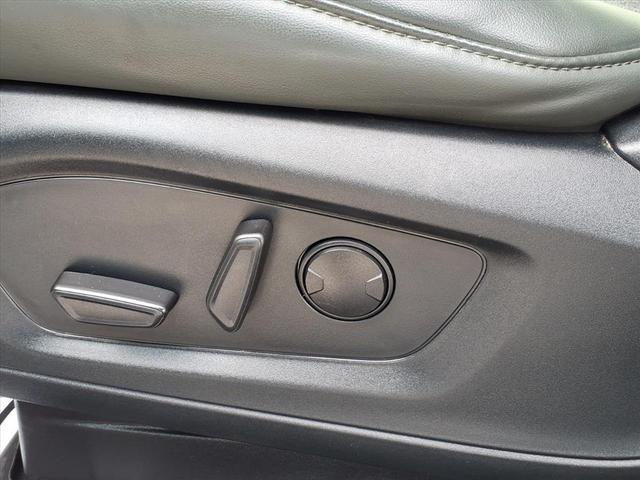 Photo of 2022 Iconic Silver Metallic Ford Explorer