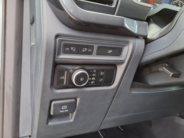 Photo of 2023 Iconic Silver Metallic Ford F-150