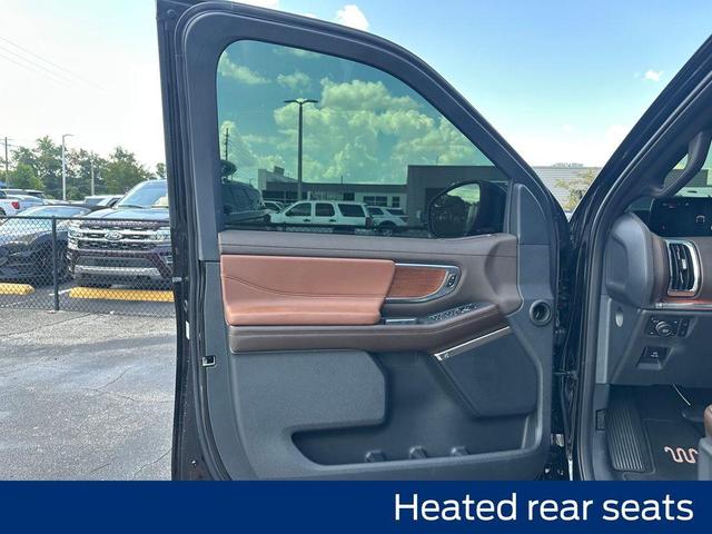 Photo of 2025 Agate Black Metallic Ford Expedition Max