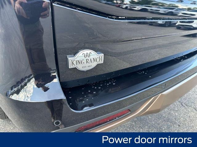 Photo of 2025 Agate Black Metallic Ford Expedition Max