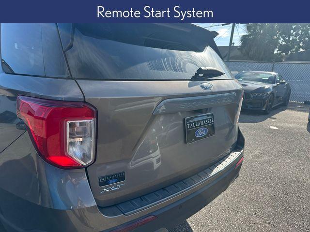 Photo of 2021 Stone Gray Metallic Ford Explorer