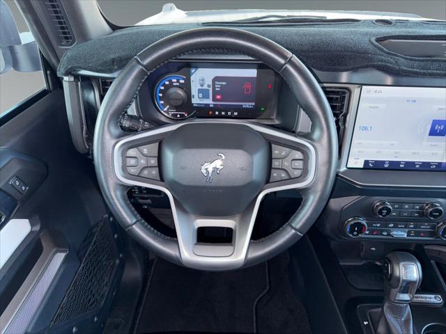 Photo of 2022 Oxford White Ford Bronco