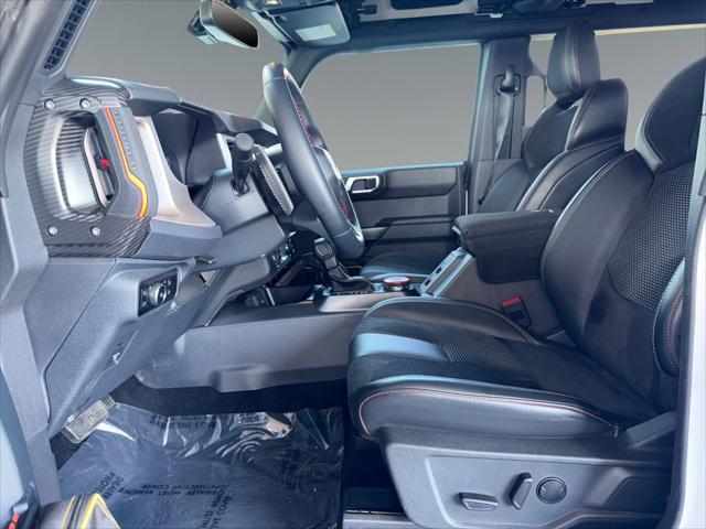 Photo of 2024 Oxford White Ford Bronco