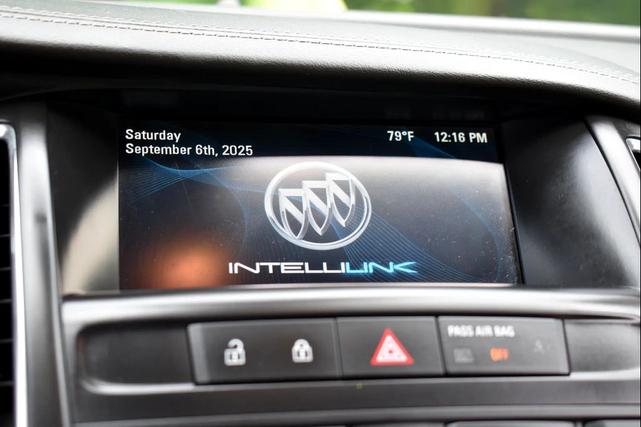 Photo of 2016 Summit White Buick Cascada