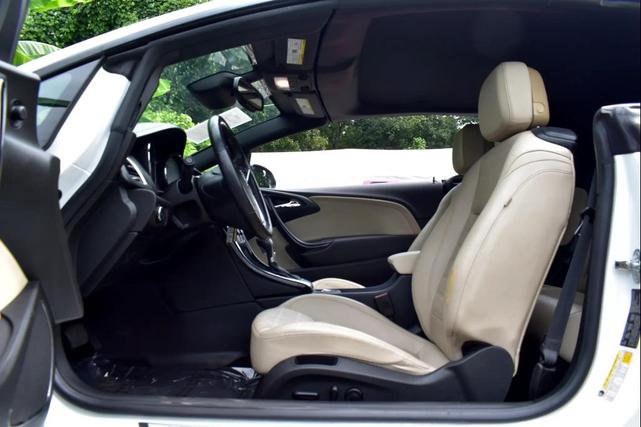 Photo of 2016 Summit White Buick Cascada