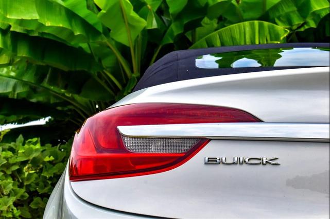 Photo of 2016 Summit White Buick Cascada