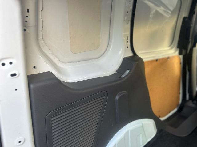 Photo of 2020 Frozen White Ford Transit Connect