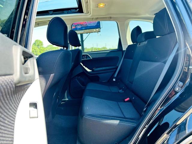 Photo of 2017 Crystal Black Silica Subaru Forester