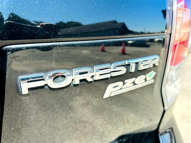 Photo of 2017 Crystal Black Silica Subaru Forester