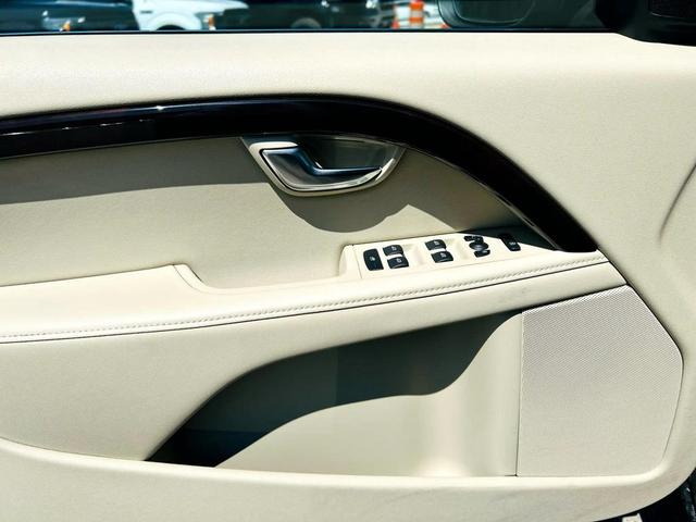 Photo of 2013 Not Specified Volvo S80