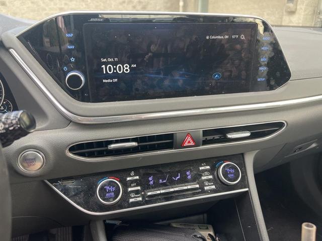 Photo of 2023 Onyx Black Hyundai SONATA