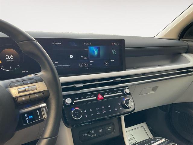 Photo of 2025 Phantom Black Hyundai TUCSON