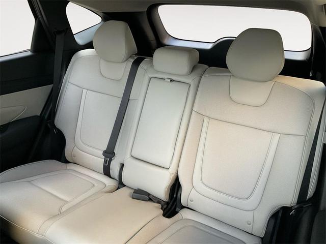 Photo of 2025 Phantom Black Hyundai TUCSON