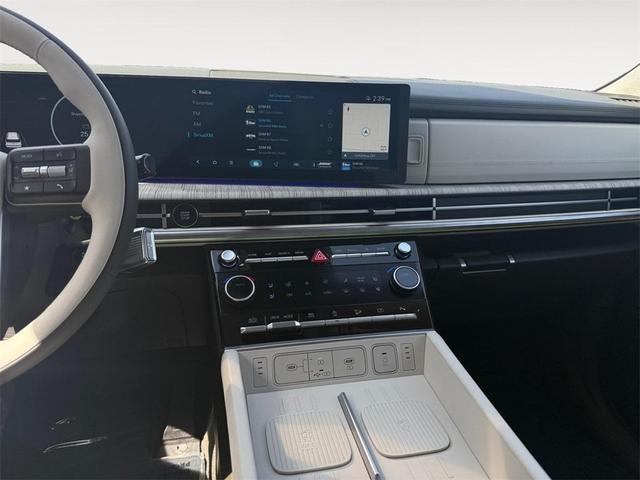 Photo of 2025 Phantom Black Hyundai SANTA FE
