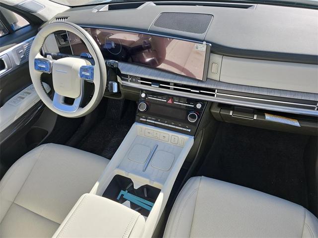 Photo of 2025 Green Hyundai SANTA FE